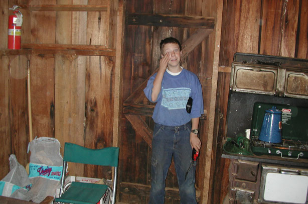 stephanoneeye.jpg (76067 bytes)